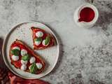 Tartines fraises & mozzarella