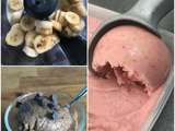 3 versions pour une glace banane : vanille, chocolat et framboises