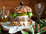 Hamburger au chèvre, pain aux olives