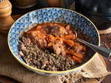 Joues de porc et lentilles aux lardons