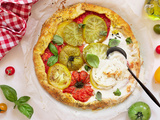 Tarte rustique tomates multicolores burrata