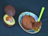 Gâteaux fondants au chocolat au caramel et à l'avocat