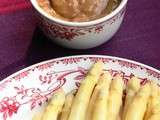 Asperges blanches sauce saté