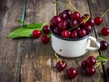 Secrets d’un primeur pour choisir les cerises les plus juteuses