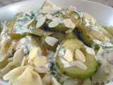 Farfalles aux courgettes, sauce au chèvre