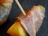 Pêches rôties au jambon et basilic