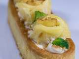 Tartelettes  éclairs  aux pommes  boutons de roses 