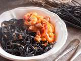 Linguines à l’encre de sèche, aux gambas et chorizo